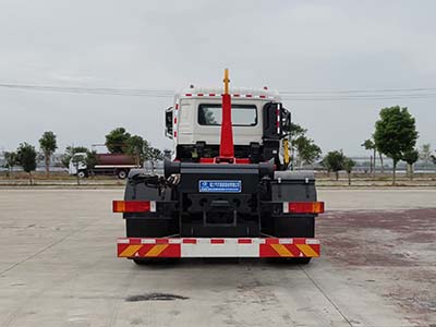 東風天龍（拉臂）車廂可卸式垃圾車