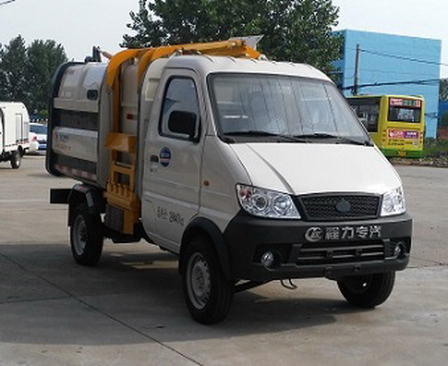 程力威牌CLW5030ZZZBEV型純電動自裝卸式垃圾車