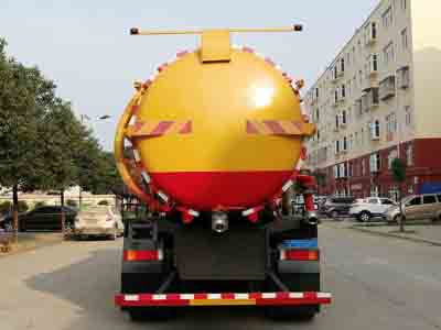 國六東風(fēng)后雙橋吸污車
