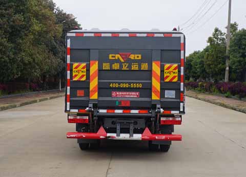 國六東風密閉式桶裝垃圾車