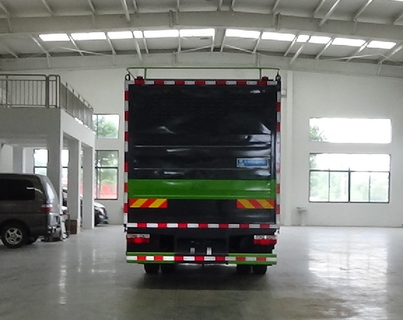 東風多利卡城市污水凈化車