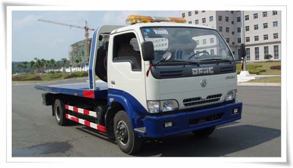 東風金霸清障車 